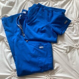Maevn blue scrub set